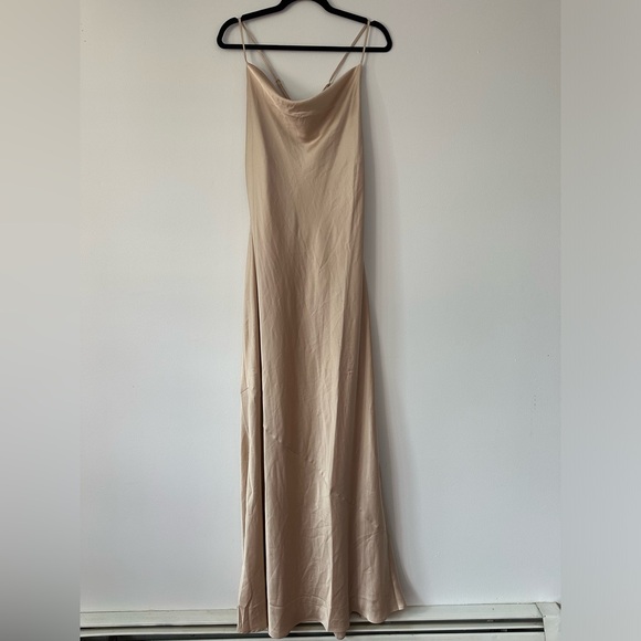 NWOT Show me your Mumu- Tuscany Maxi Slip Dress- Champagne Luxe Satin - Picture 12 of 16